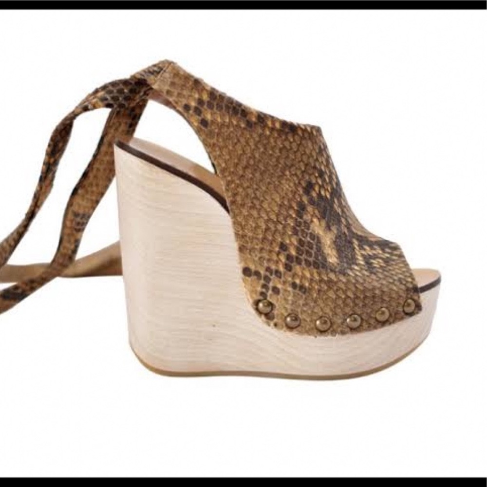 Beautiful wedge Chloe 👌😍 - Picture 4 of 5